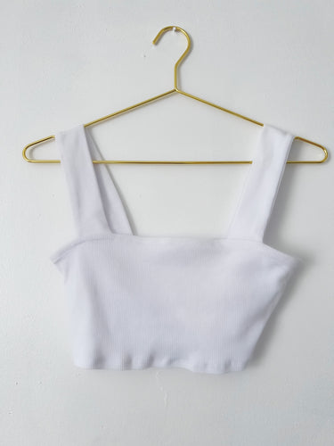 Square neck crop tank (20)