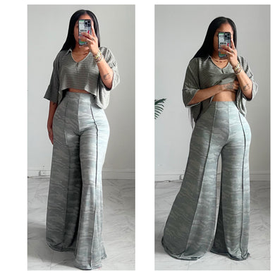 Front seam camo Alli pants