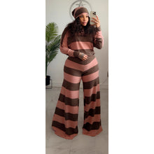 Strawberry chocolate set w/ beanie ‼️NO RESTOCK‼️