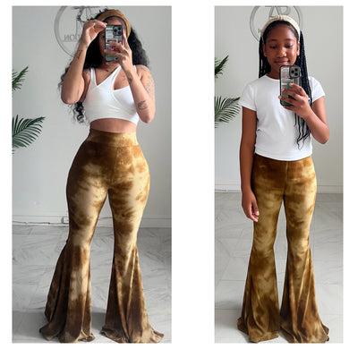 KIDS‼️ 2 for $75‼️Ribbed knit splash wide bell bottoms and head band🩷